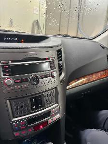 2010 Subaru Outback - Photo 7