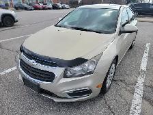 2015 Chev. Cruze  Automatic  Low kms - Photo 2