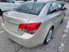 2015 Chev. Cruze  Automatic  Low kms - Photo 3
