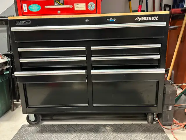 Husky Standard-Duty 9-Drawer Mobile Workbench