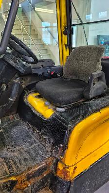 Hyster H70FT Diesel Forklift (7,000 lbs) - Photo 9