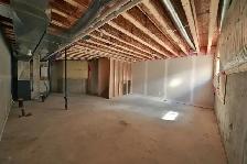 Breahill Townhouse with Garage - Available May 15th! - Photo 16