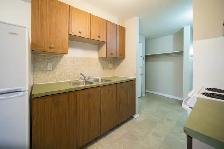 Budget Friendly Alberta Side One Bedroom Apartment - Photo 5