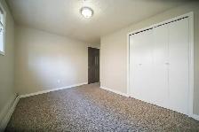 Budget Friendly Alberta Side One Bedroom Apartment - Photo 13