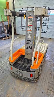 2012 Crown WAV50-118 Work Assist Vehicle Order Picker - Photo 5