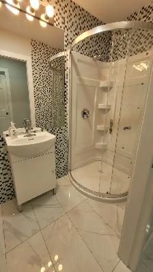 Private Room/Private Washroom – Female Only | Fleetwood Centre - Photo 3