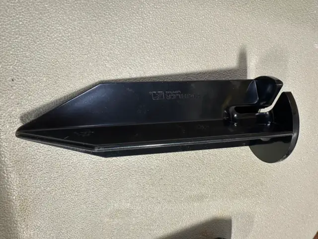 Landscape Lighting Fixture Ground Stakes - Photo 4