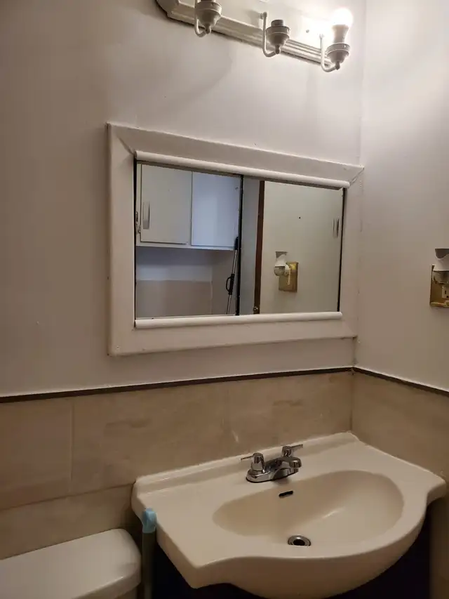 Appartement 4 1/2 Montreal Nord - 4 1/2 Apartment Montreal North - Photo 2