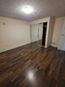 2 bedroom walk in basement near sqaure one mississauga - Photo 6