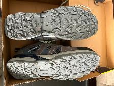 Hiking Sneakers - Photo 2