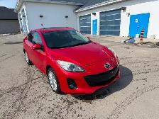 2012 Mazda3 GT One owner, Manual, Low km - Photo 4