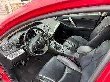 2012 Mazda3 GT One owner, Manual, Low km - Photo 9