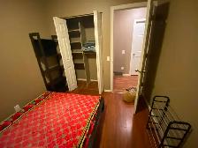 Furnished room 2 mins to Rundle Station