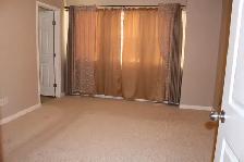 Spacious 3 Bed, 2.5 Bath Home in Terwillegar Towne - Photo 5