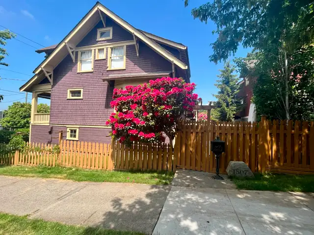 $2,100 1BR Garden Suite, Laundry, Patio, Parking, Dogs ok - Photo 2