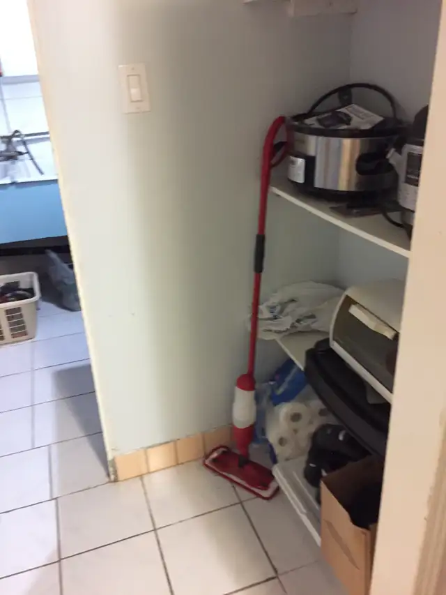 Private room fully furnished (BASEMENT GIRL ONLY) Malton  $600 - Photo 8
