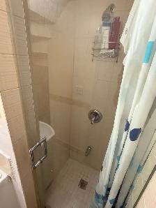 Cozy Bright Room Private Bath Parking @York University Village - Photo 5