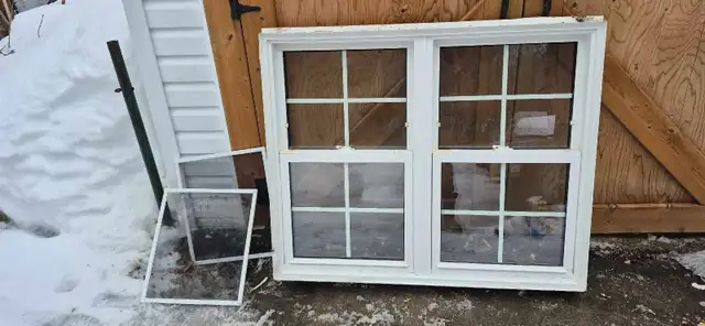 38x47 Vertical Sliding Window - Photo 2
