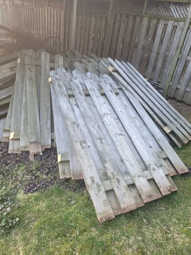 Free Wood Fencing