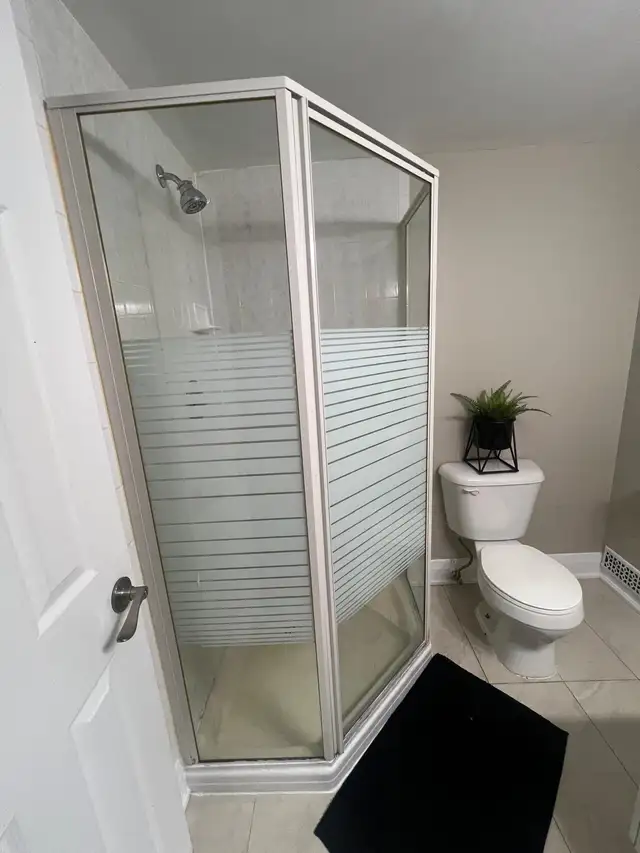1 bedroom Apartment For rent In Burlington - Photo 6