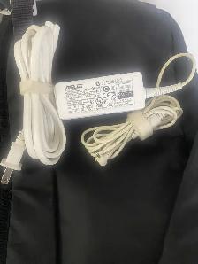 ASUS Eee PC Seashell 1005HA-MU17-WT 10.1-Inch White Netbook - Photo 5