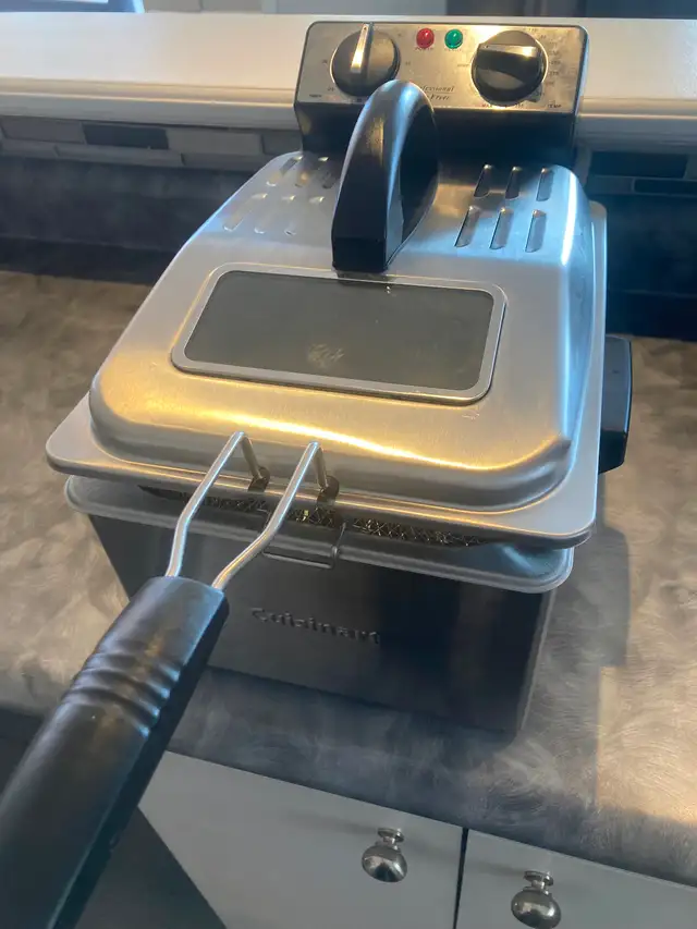 Friteuse à l’huile Cuisinart CDF-250