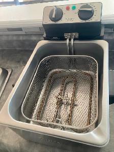 Friteuse à l’huile Cuisinart CDF-250 - Photo 4