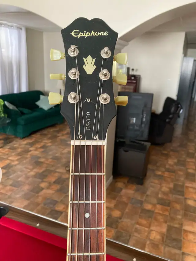 Guitare Epiphone ES-339 avec étui rigide - Photo 4
