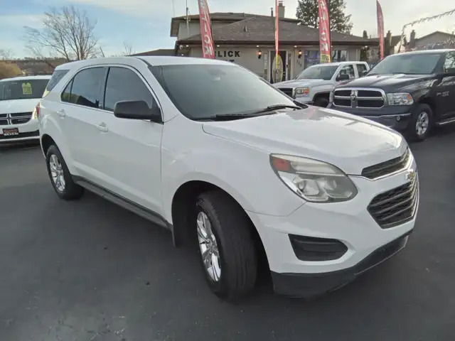 2017 Chevrolet Equinox - Photo 3