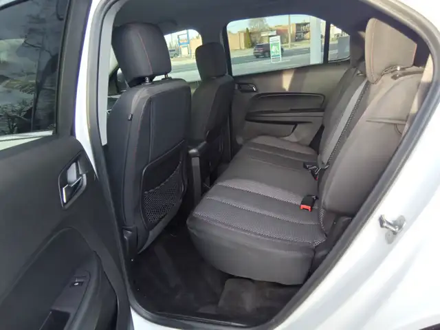 2017 Chevrolet Equinox - Photo 14