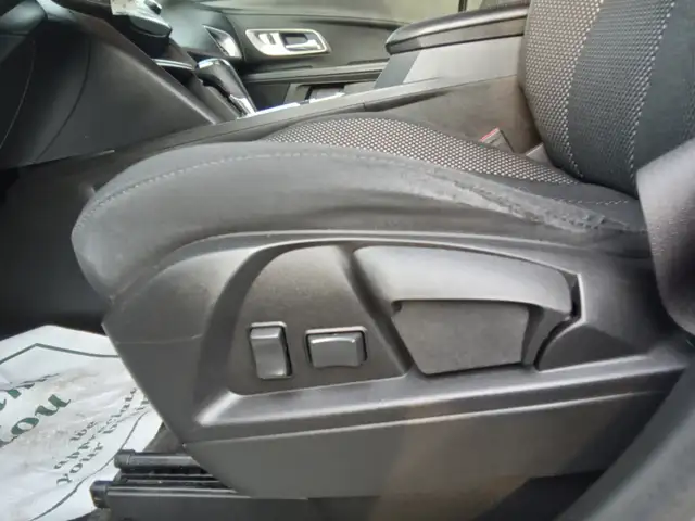 2017 Chevrolet Equinox - Photo 18