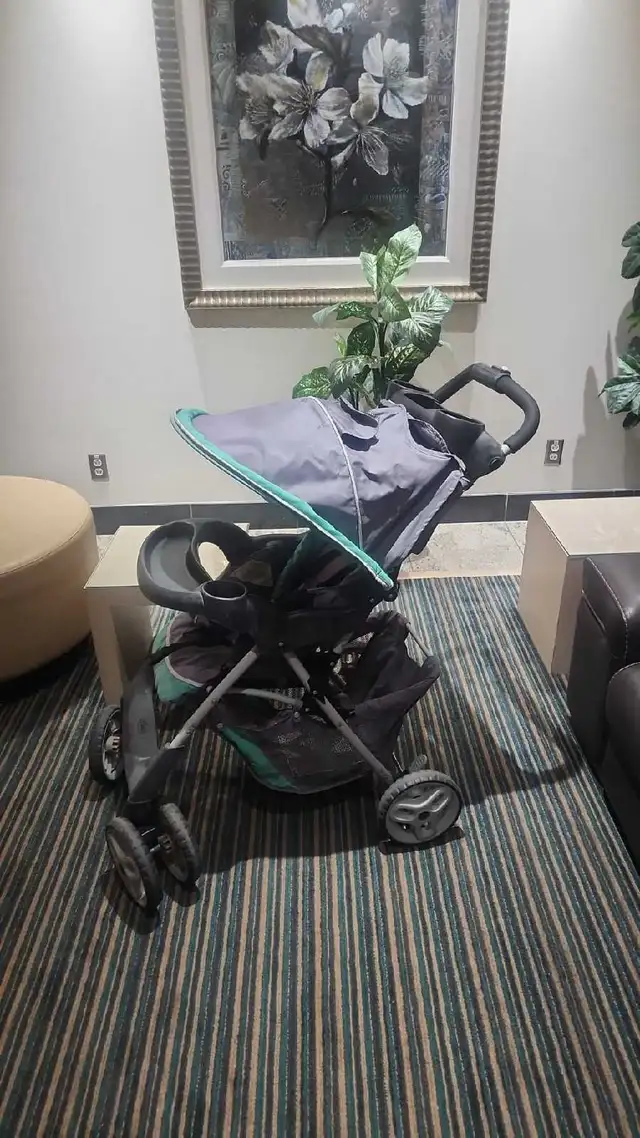 Poussette a 4 roue // stroller for kids from 0 to 9