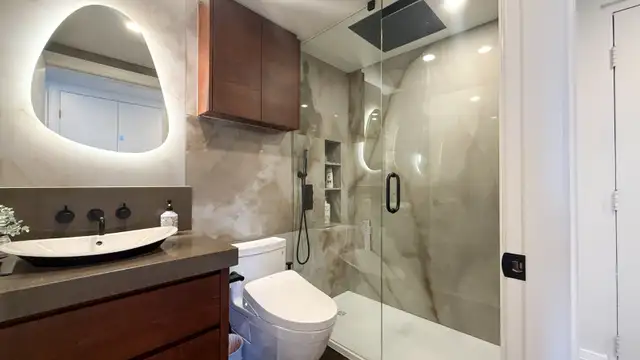 Luxury Fully Renovated Corner Unit with Huge Private Deck & View - Photo 25