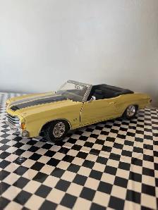 1:18 - 1972 Chevelle SS 454 Conv. - Over 1500 - 1:18 Diecasts