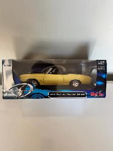 1:18 - 1972 Chevelle SS 454 Conv. - Over 1500 - 1:18 Diecasts - Photo 2
