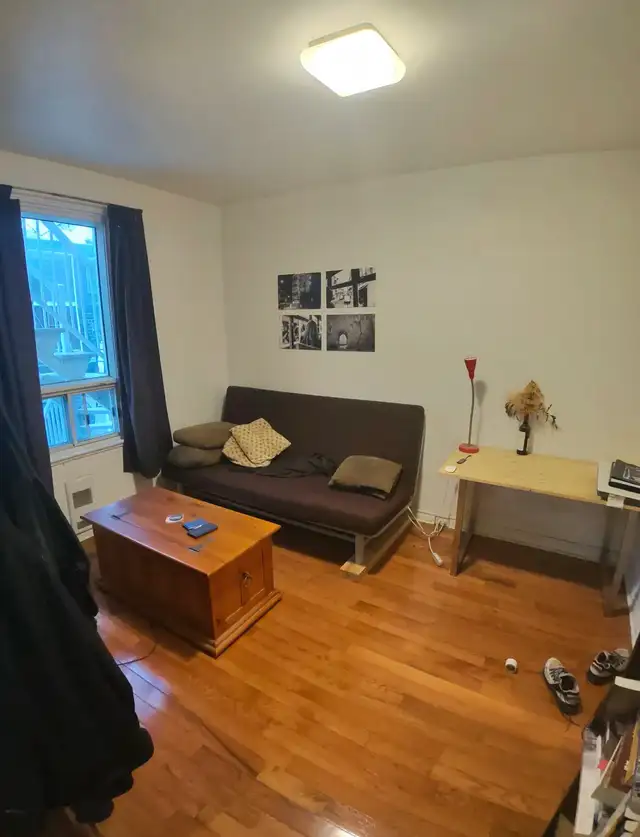 5 ½ près du métro Beaubien, disponible à partir de mai - Photo 2