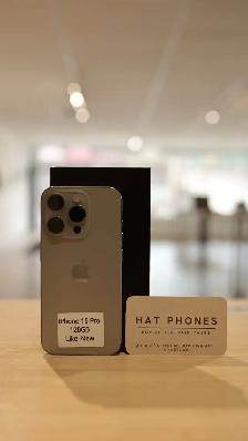 iPhone 15 Pro - HAT PHONES