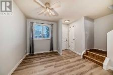 3 Bedroom townhouse next to Peter Laugheed Hospital, LRT station - Photo 3