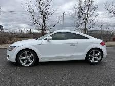 2011 Audi TT 2011 AUDI TT ,  AUTOMATIQUE , COMME NEUF , 4 CYLIND