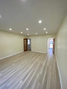 House For Rent at (Finch/Kipling) (Etobicoke) - Photo 3