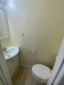 House For Rent at (Finch/Kipling) (Etobicoke) - Photo 8