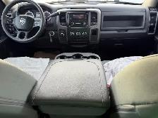 2018 RAM 1500 CREW CAB 4X4 - - SLT - PKG – 6.3 FT BOX  VERY RARE - Photo 3