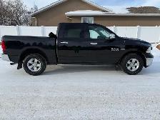 2018 RAM 1500 CREW CAB 4X4 - - SLT - PKG – 6.3 FT BOX  VERY RARE - Photo 4