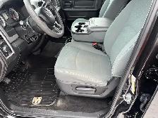 2018 RAM 1500 CREW CAB 4X4 - - SLT - PKG – 6.3 FT BOX  VERY RARE - Photo 7