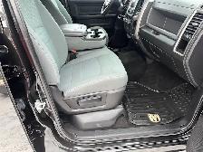 2018 RAM 1500 CREW CAB 4X4 - - SLT - PKG – 6.3 FT BOX  VERY RARE - Photo 9