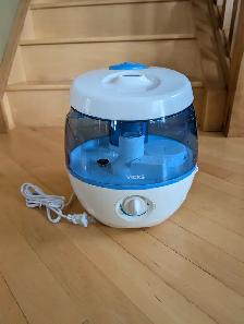 Very Nice Vick’s Sweet Dreams Cool Mist Humidifier