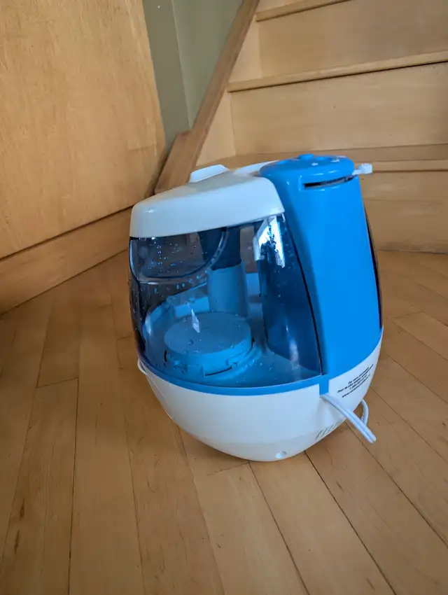 Very Nice Vick’s Sweet Dreams Cool Mist Humidifier - Photo 5
