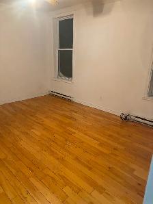 Grand 3 1/2 à Homa avec electros et internet haute vitesse au 3e - Photo 6