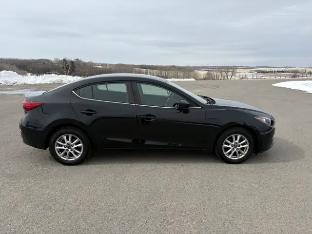 2014 Mazda Mazda3 GS-SKY