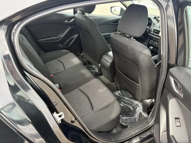 2014 Mazda Mazda3 GS-SKY - Photo 9